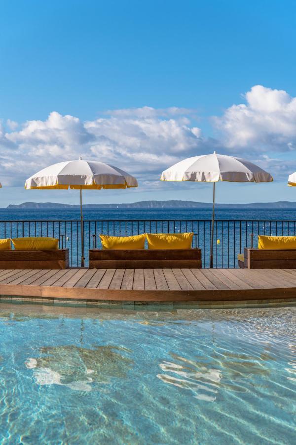 Hotel Le Bailli De Suffren Le Le Rayol-Canadel-sur-Mer Εξωτερικό φωτογραφία