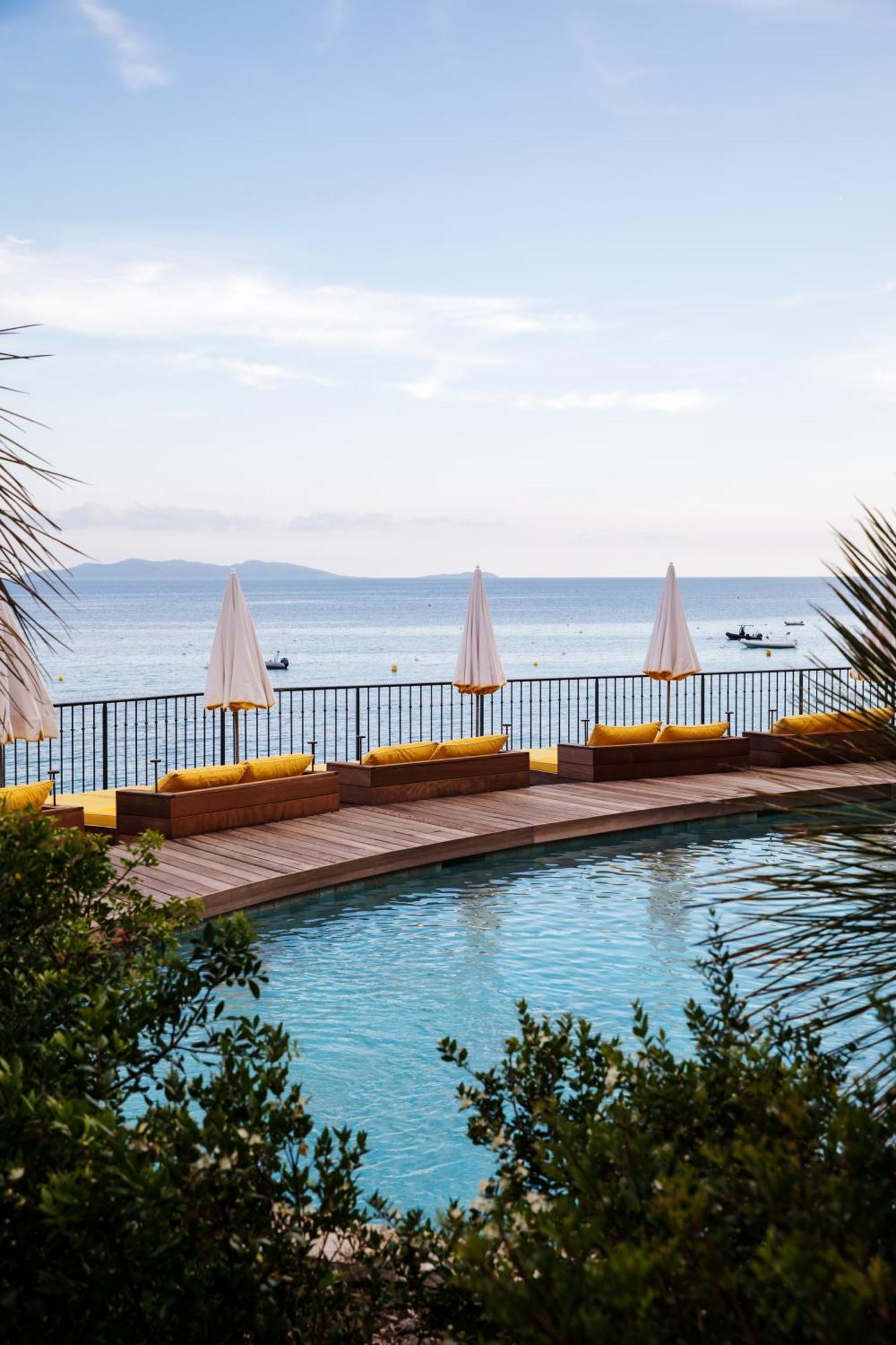 Hotel Le Bailli De Suffren Le Le Rayol-Canadel-sur-Mer Εξωτερικό φωτογραφία
